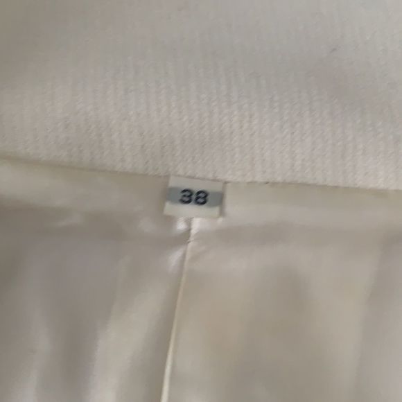 VINTAGE Skirt Suit | Cream with Cape like Jacket and A-line MIDI Skirt SIZE 38 - Picture 6 of 11